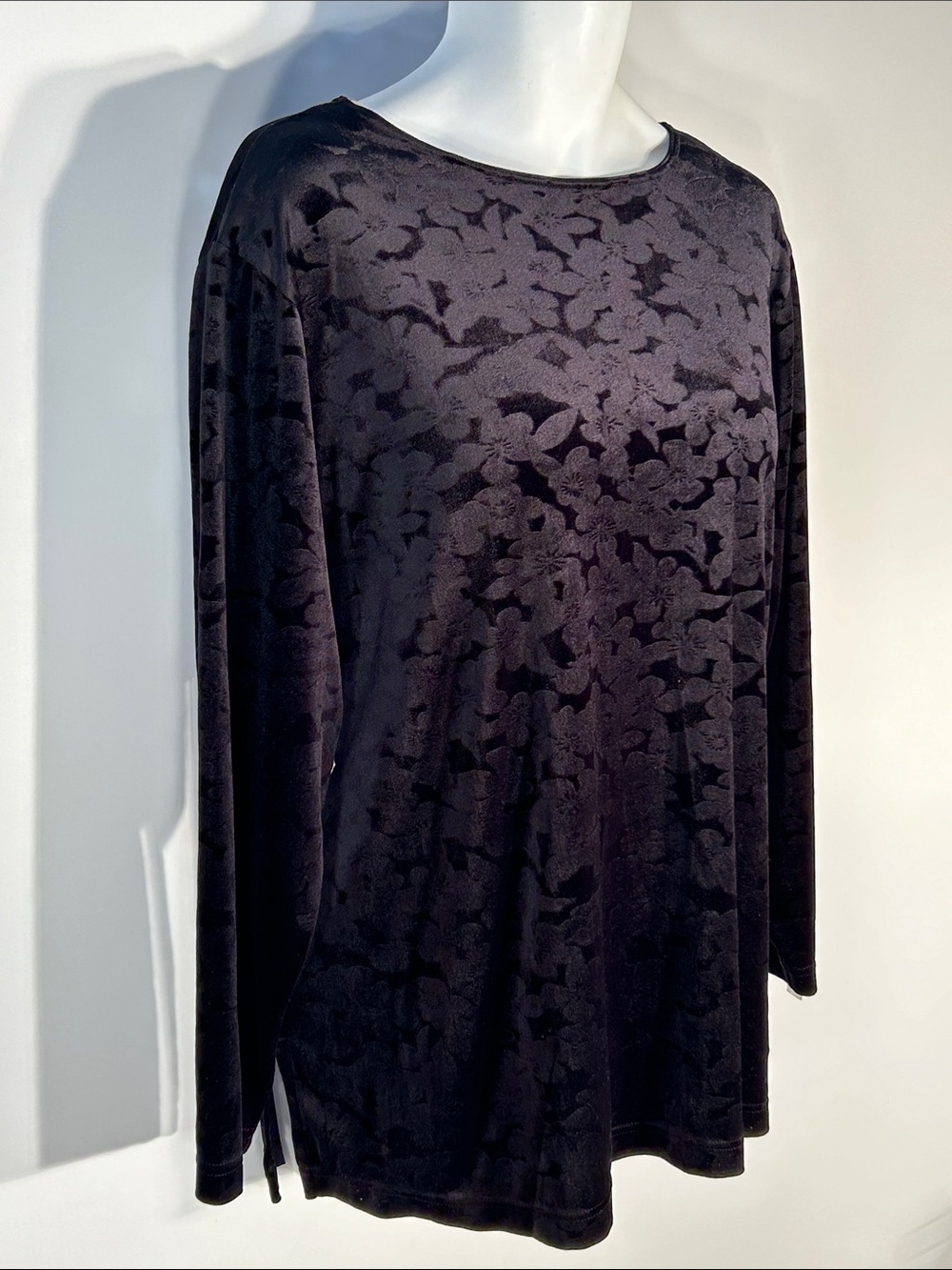 Bechamel SZ 1X Black Floral Embossed Velvet Tunic Top Dressy Comfy Dark Romance